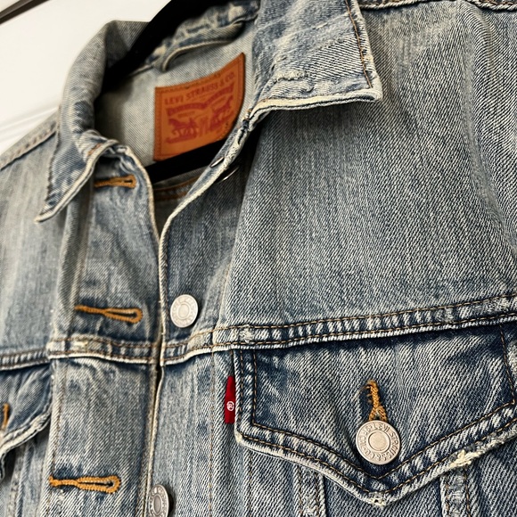 Levi Denim Jacket - Picture 2 of 4